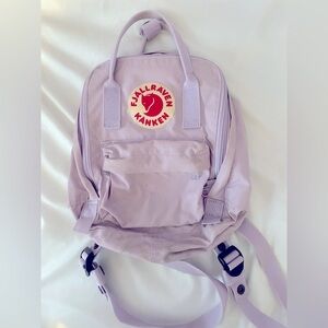 Mini Fjallraven Kanken backpack in Pastel-lavender color.